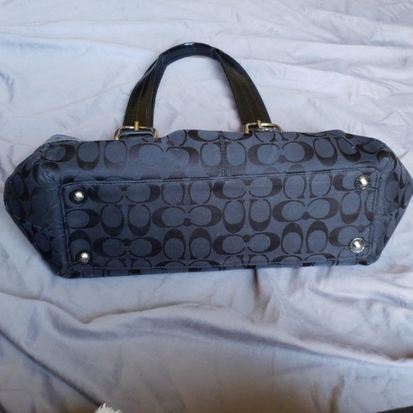 Flawless Authentic Black Coach Purse - Picture 2 of 4